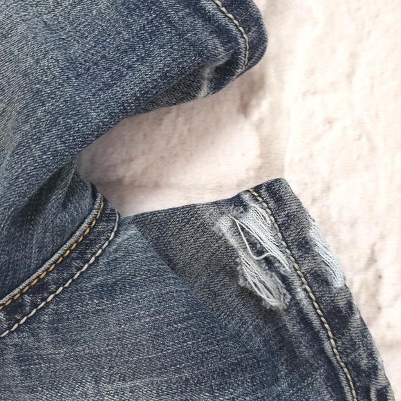 Wishful Park women's Jean Shorts size 3 Distressed - Picture 4 of 4